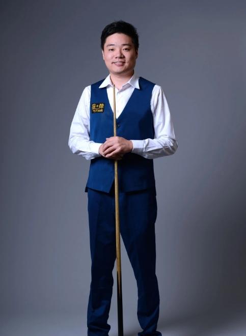 局势越发白 局势越发白