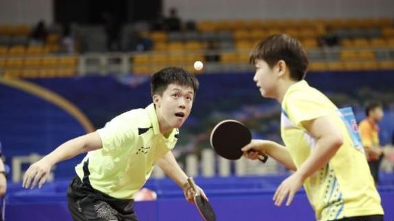 对职业足球 对职业足球