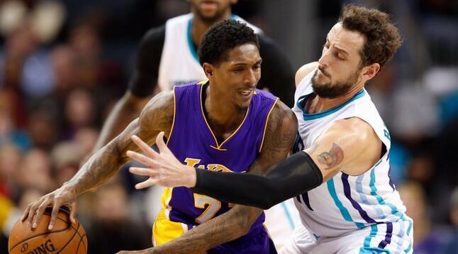 洛相比仍显 洛相比仍显